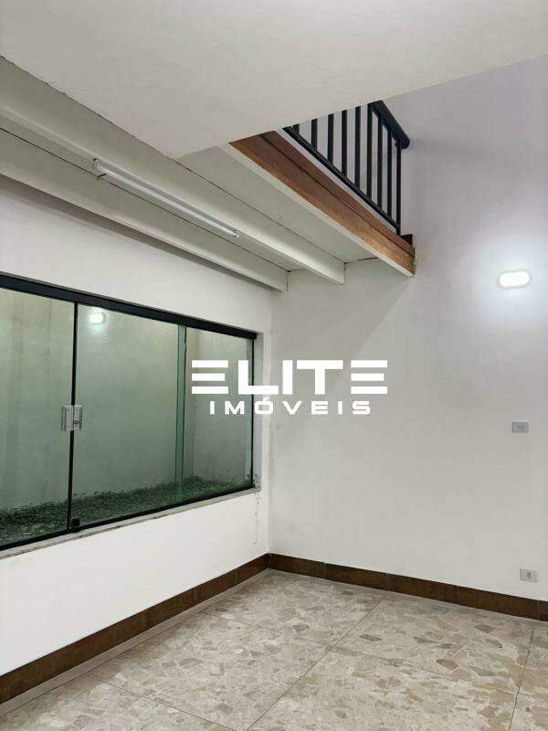 Salão para aluguel no Bairro Jardim: Entrada