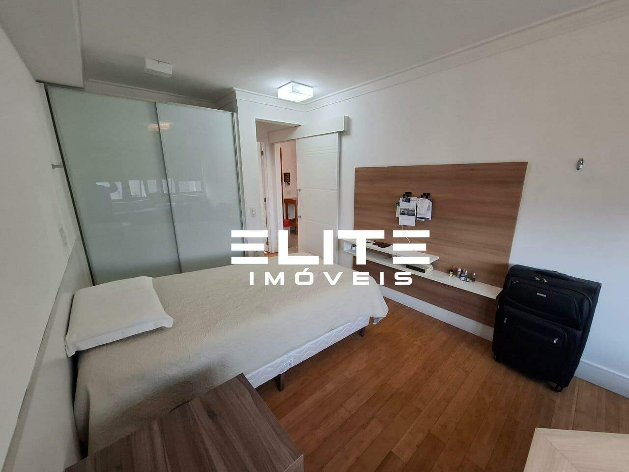 Apartamento para aluguel no Bairro Jardim: 