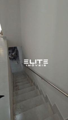 Sobrado para aluguel no Vila Santa Teresa: 