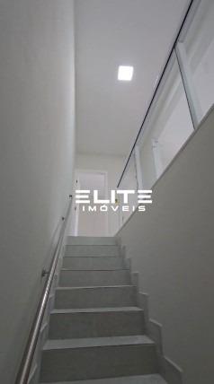 Sobrado para aluguel no Vila Santa Teresa: 