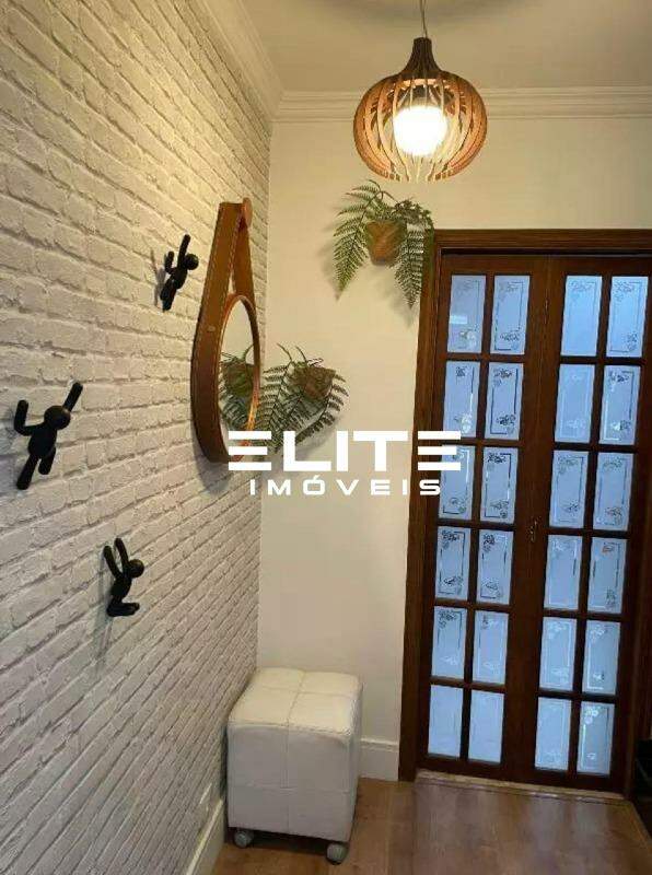 Sobrado à venda no Jardim Bela Vista: 