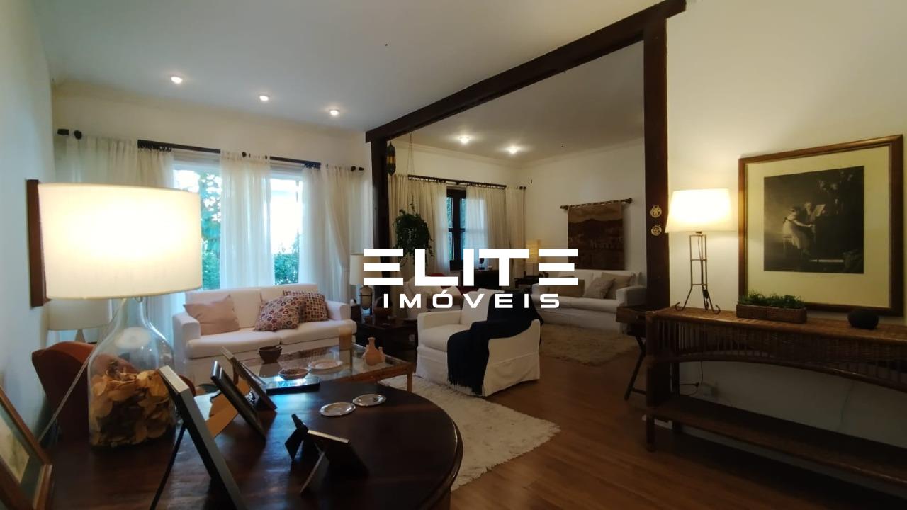 Sobrado à venda no Bairro Jardim: 