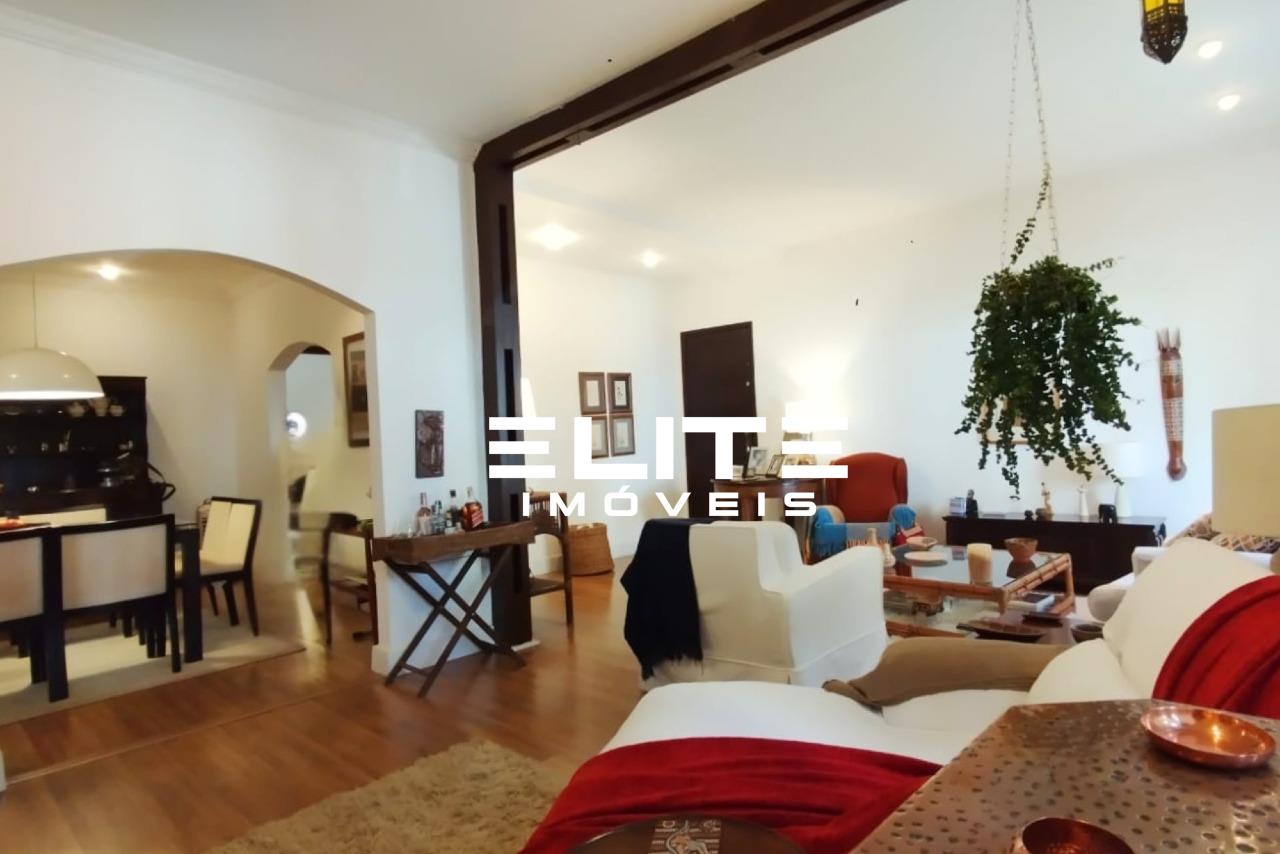 Sobrado à venda no Bairro Jardim: 