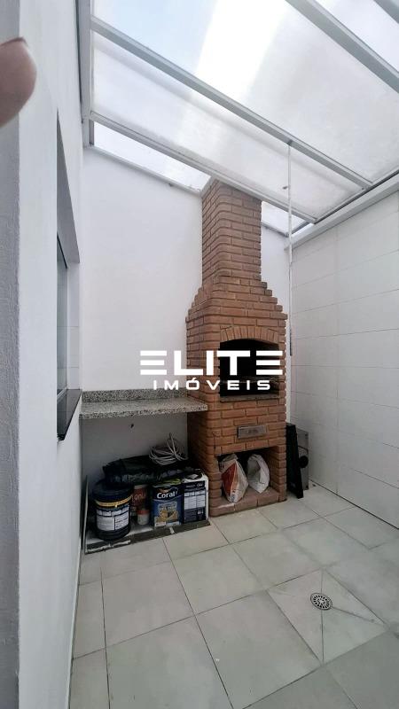 Sobrado à venda no Vila Scarpelli: 