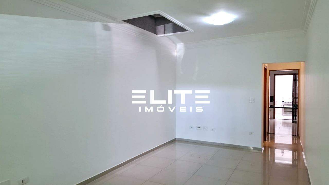 Sobrado à venda no Vila Scarpelli: 