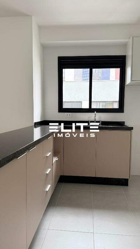 Apartamento para aluguel no Parque das Nações: 