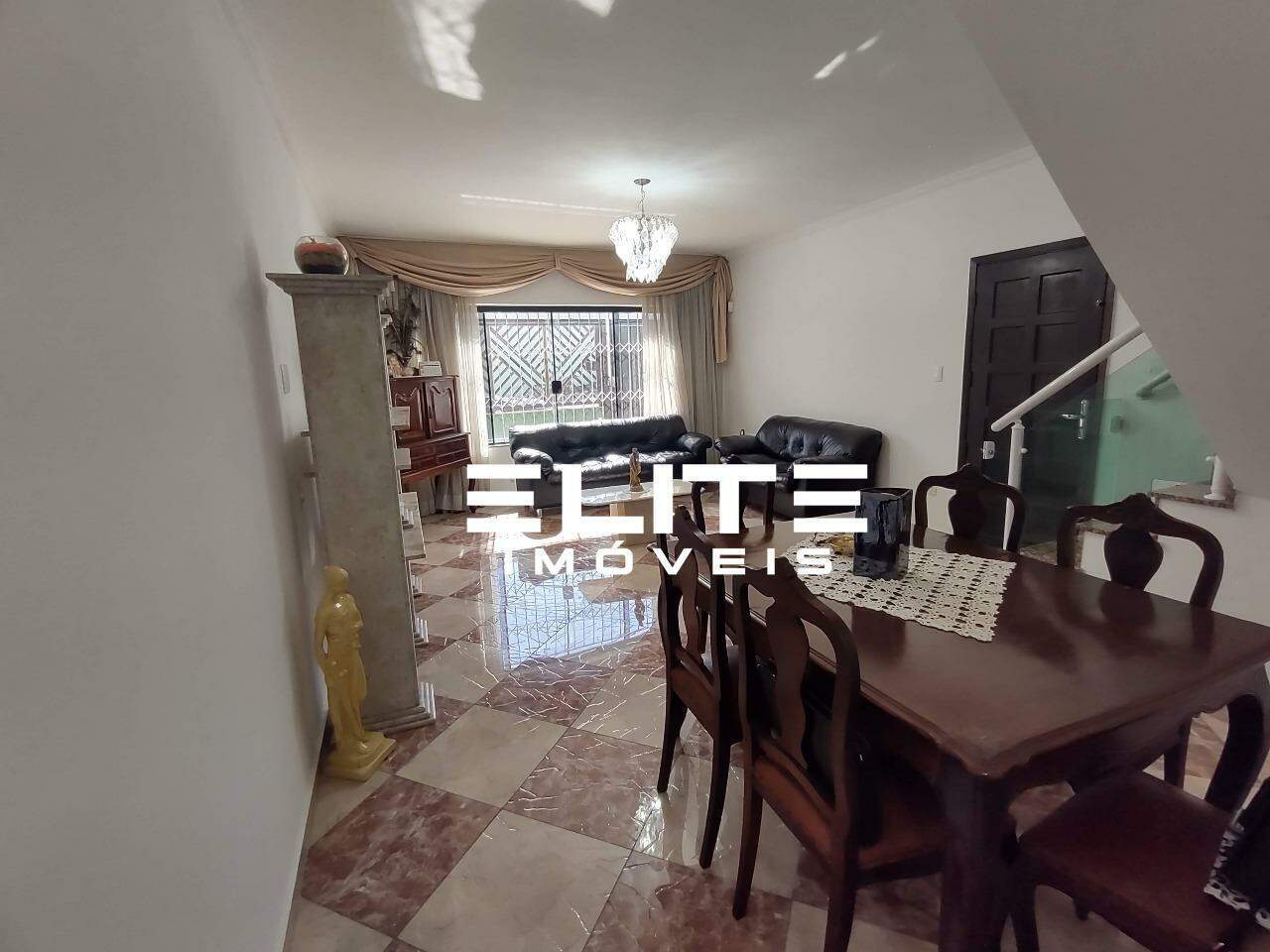 Sobrado à venda no Vila Helena: Sala