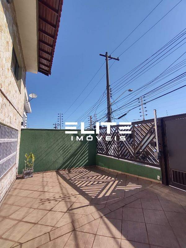 Sobrado à venda no Vila Helena: Garagem 