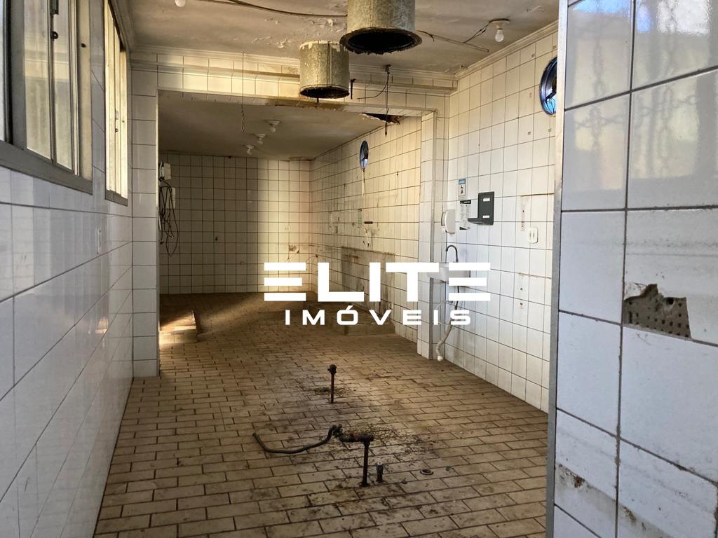 Salão para aluguel no Vila Bastos: 