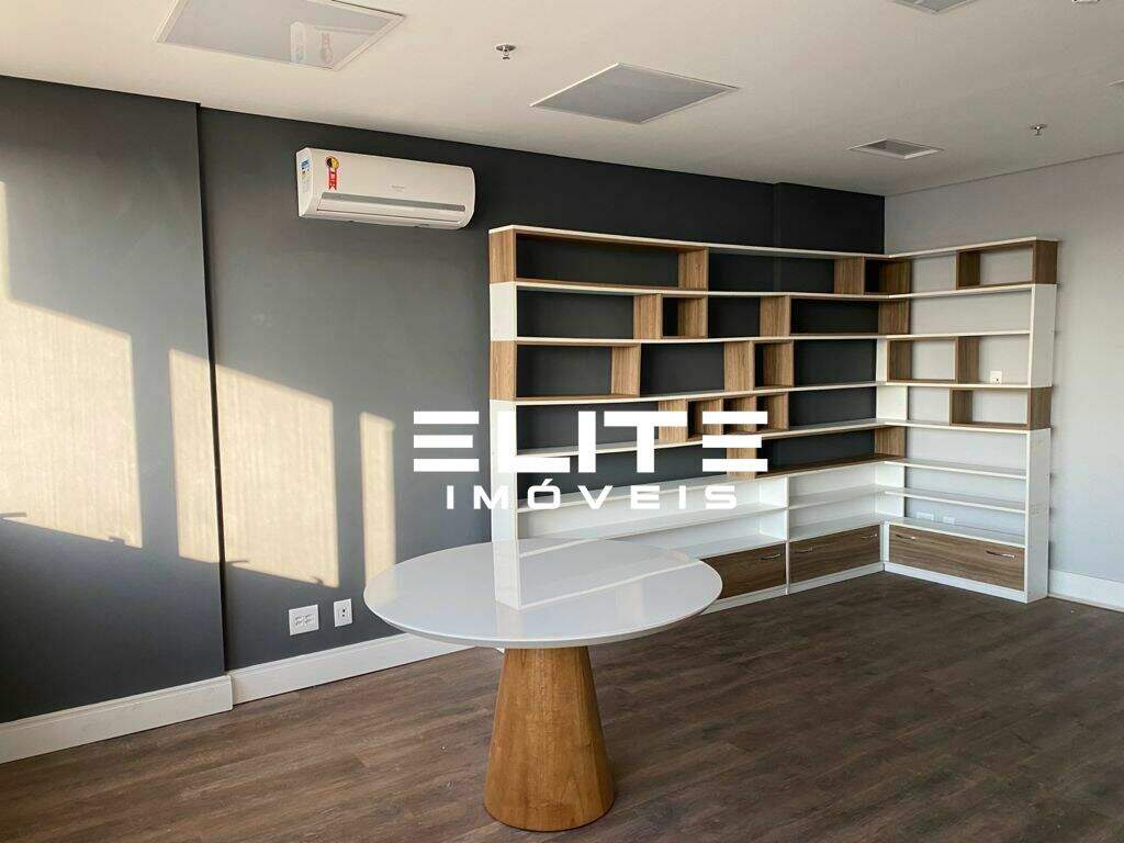 Sala à venda no Vila Homero Thon: 