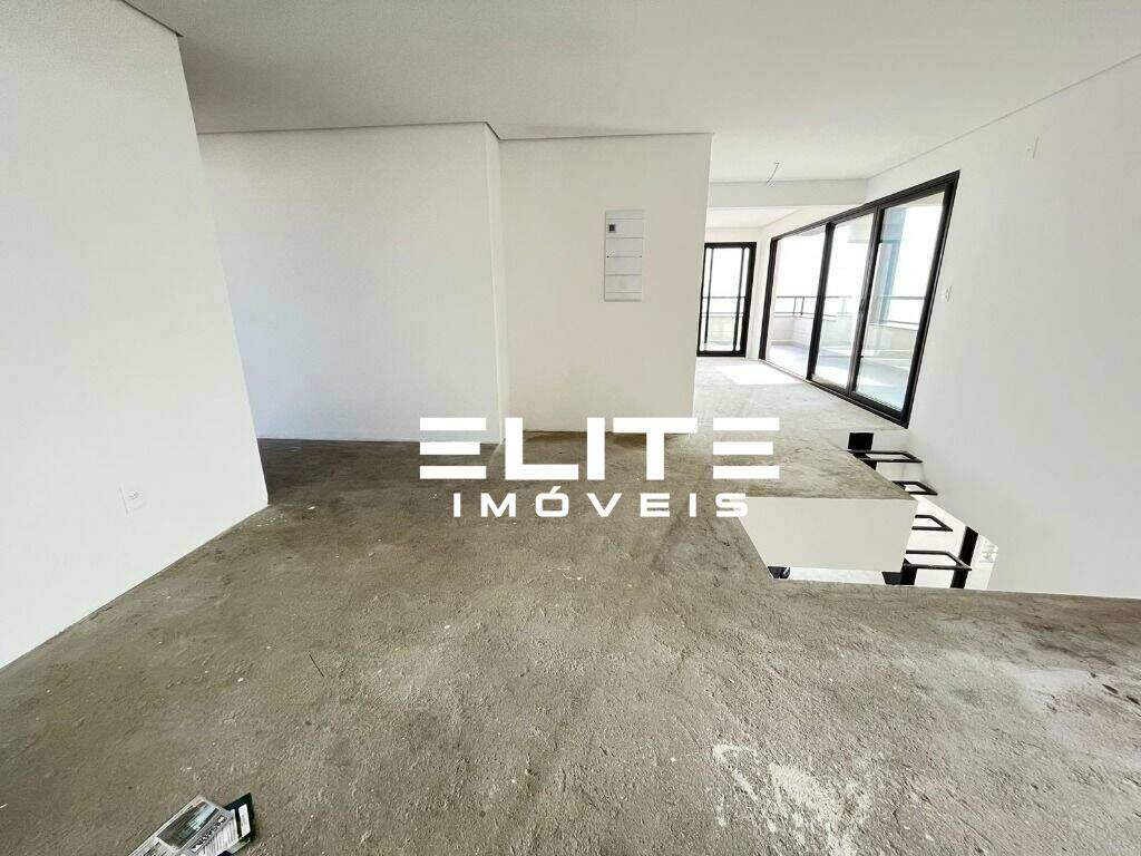 Cobertura à venda no Campestre: 