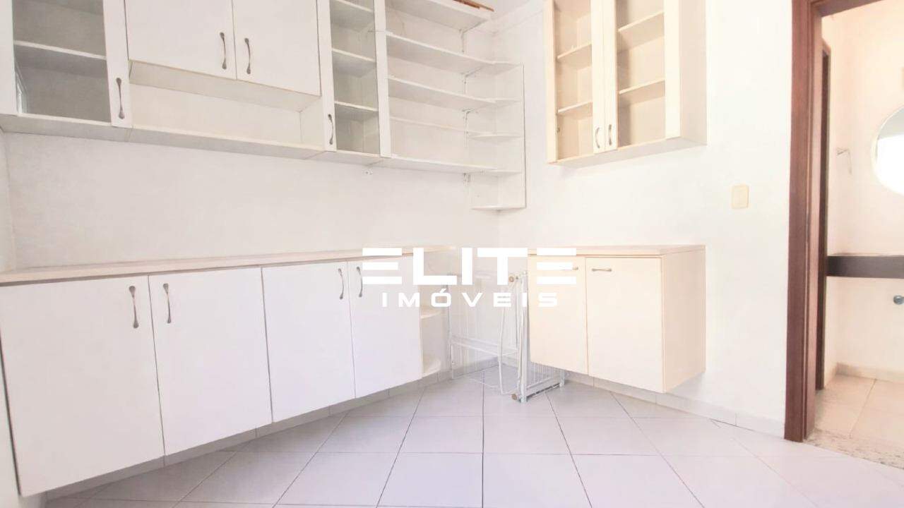 Sobrado à venda no Bairro Jardim: 