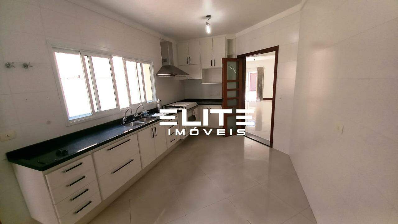 Sobrado à venda no Bairro Jardim: 