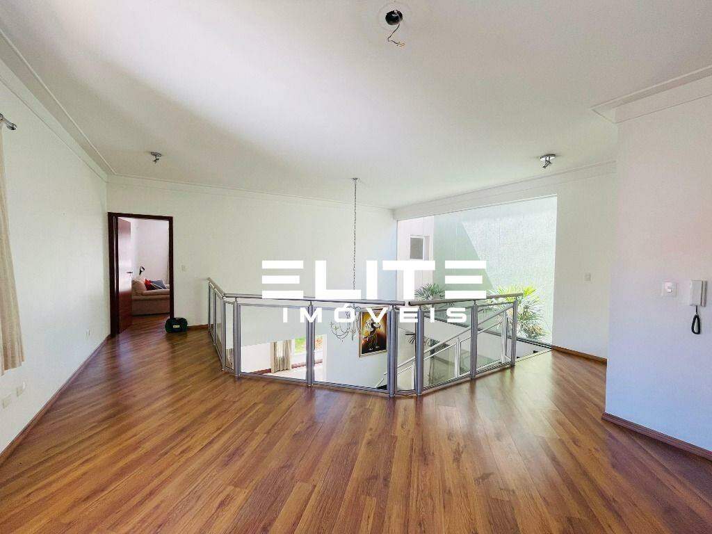 Sobrado para aluguel no Bairro Jardim: 