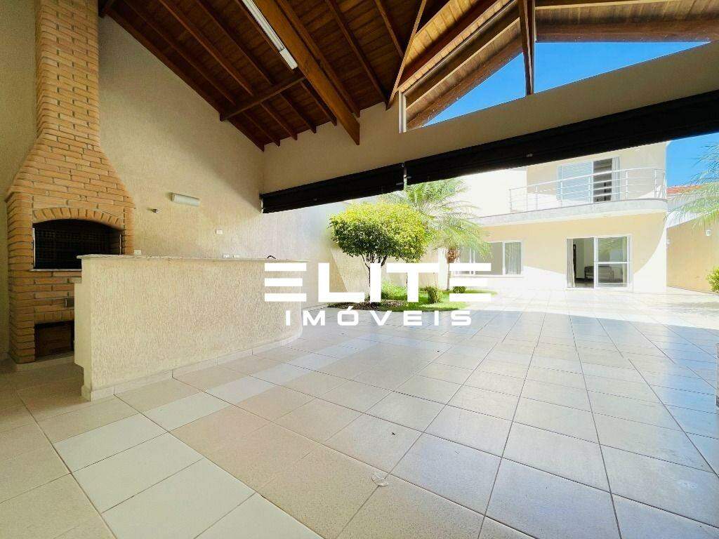 Sobrado para aluguel no Bairro Jardim: 