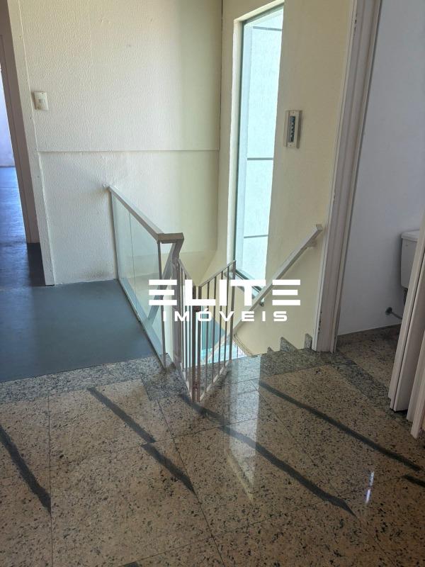 Sobrado para aluguel no Pinheirinho: 