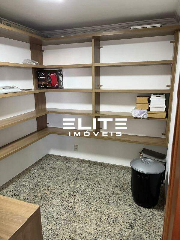 Apartamento à venda no Vila Assunção: despensa