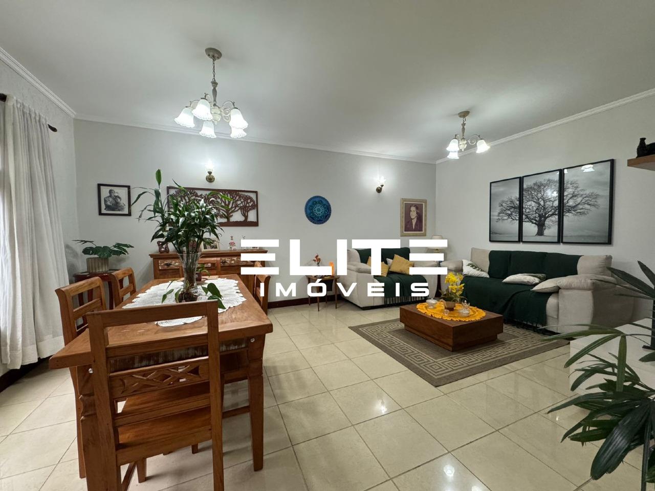 Sobrado à venda no Campestre: 