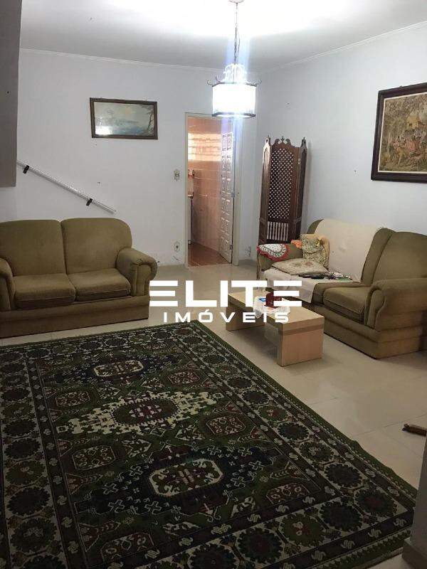 Sobrado à venda no Jardim: 