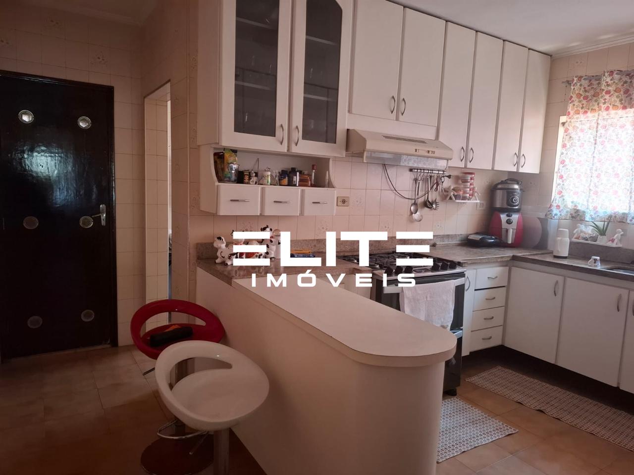 Sobrado à venda no Campestre: 