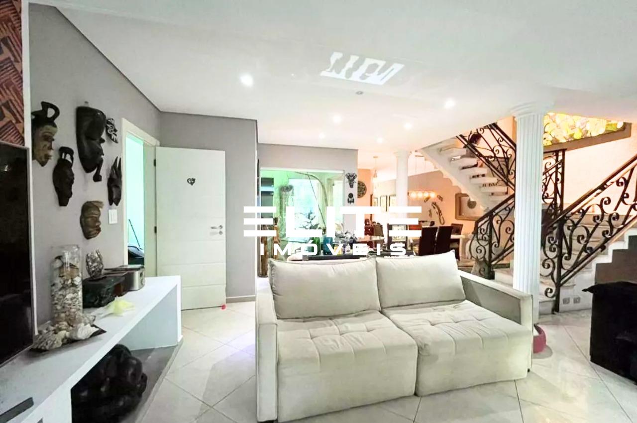 Sobrado à venda no Vila Floresta: 