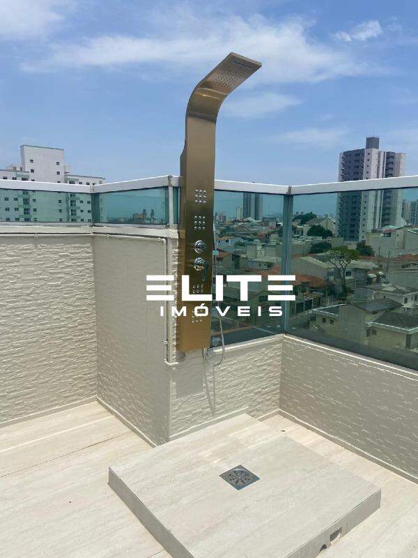 Cobertura à venda no Parque das Nações: 