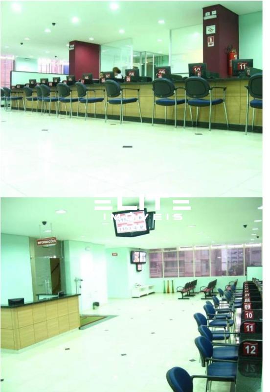 Prédio para aluguel no Centro: 