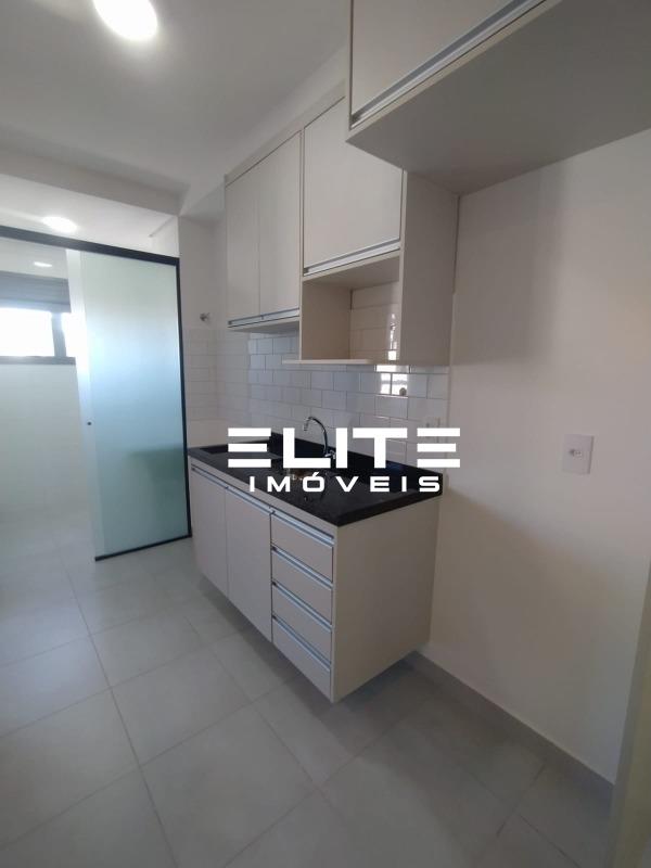 Apartamento para aluguel no Bangú: 