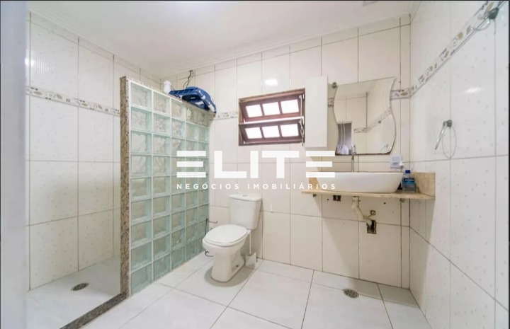 Casa para aluguel no Vila Valparaíso: 