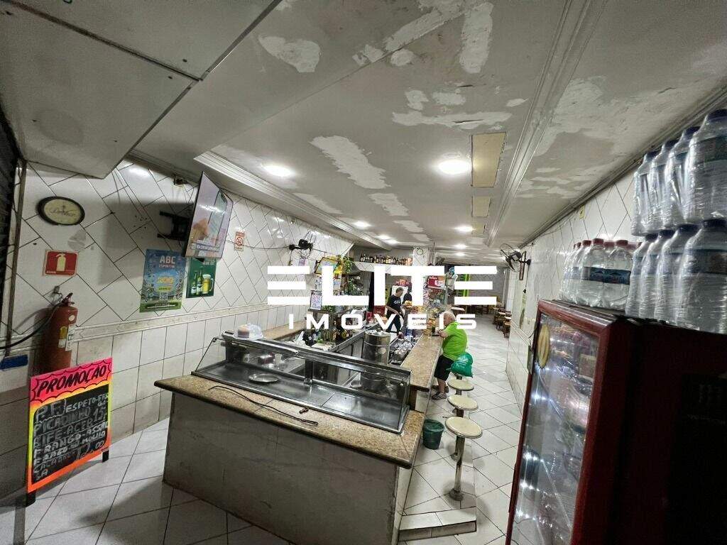 Prédio à venda no Centro: 