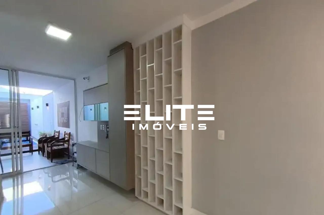 Sobrado à venda no Santa Maria: 