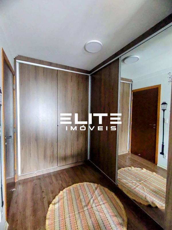 Apartamento à venda no Bairro Jardim: closet suíte master