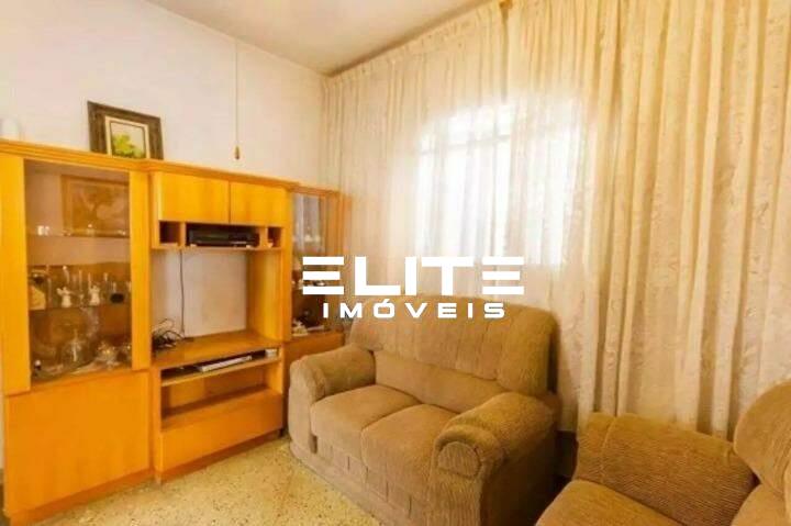 Casa para aluguel no Bairro Jardim: 