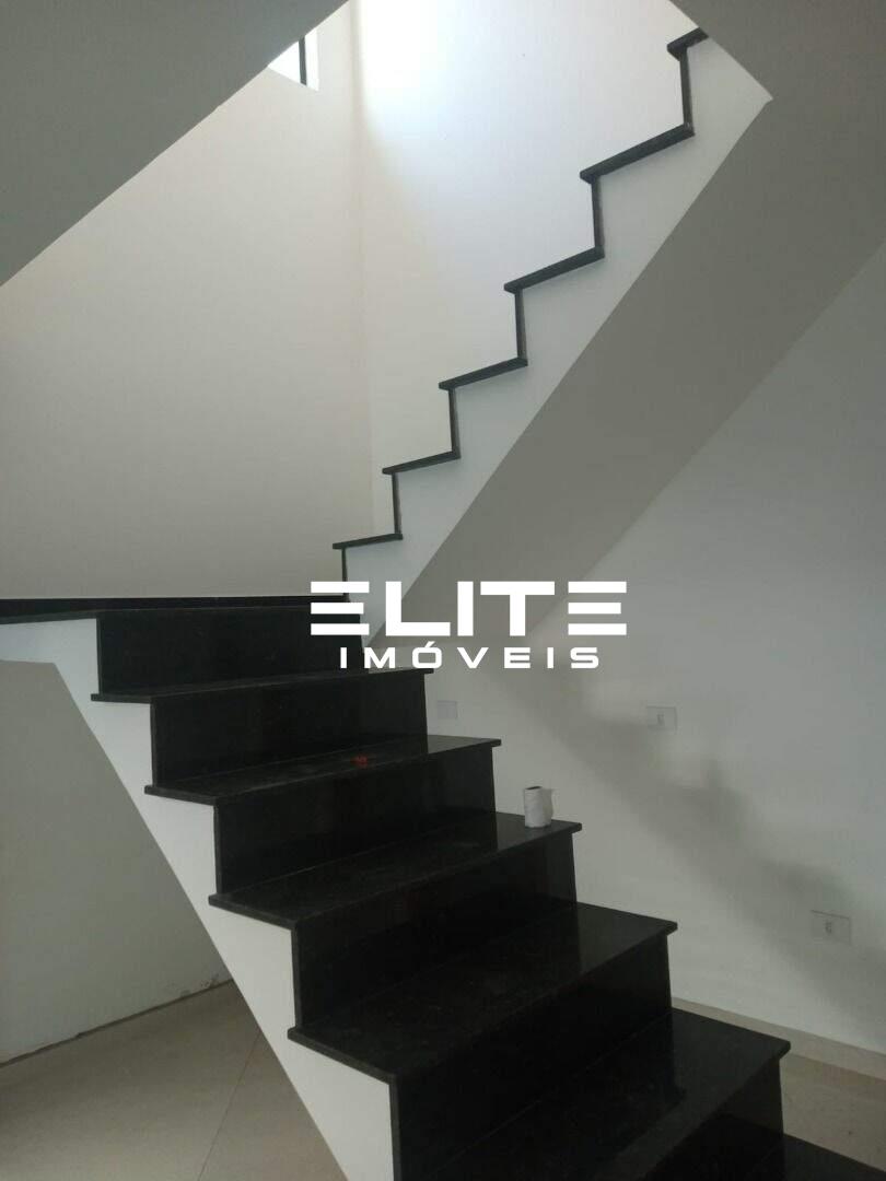 Sobrado para aluguel no Campestre: 