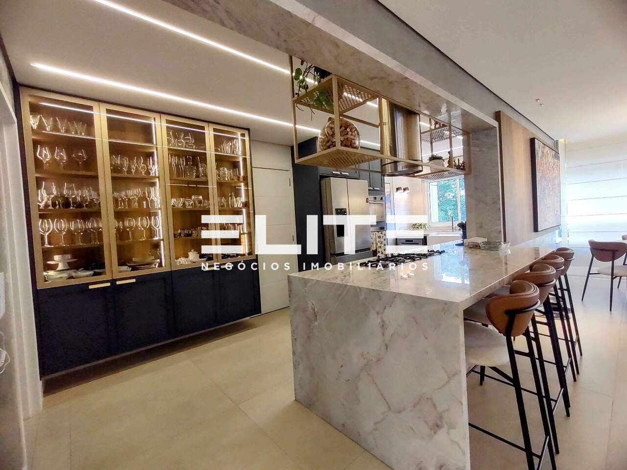 Apartamento à venda no Bairro Jardim: cozinha