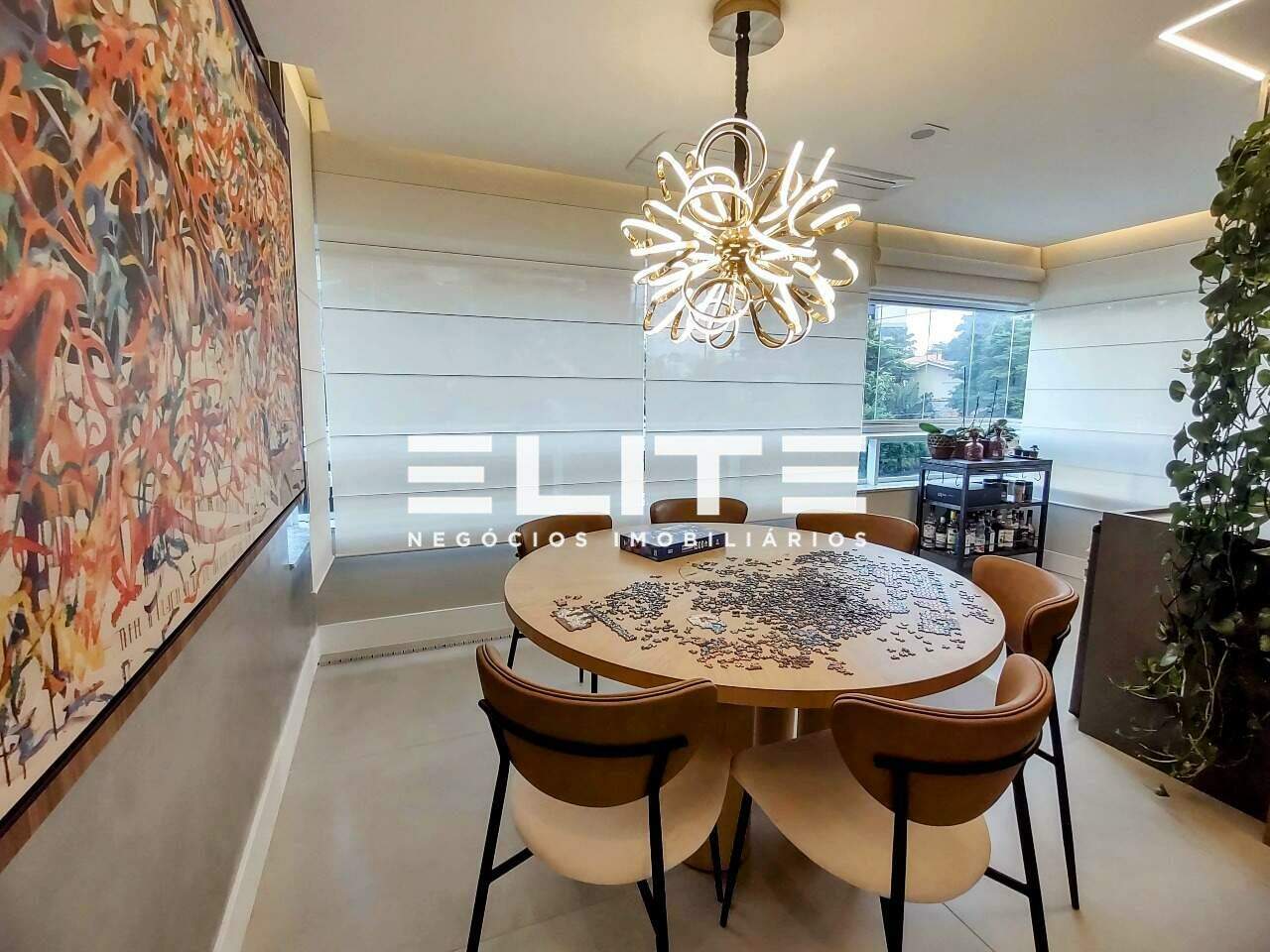 Apartamento à venda no Bairro Jardim: sala