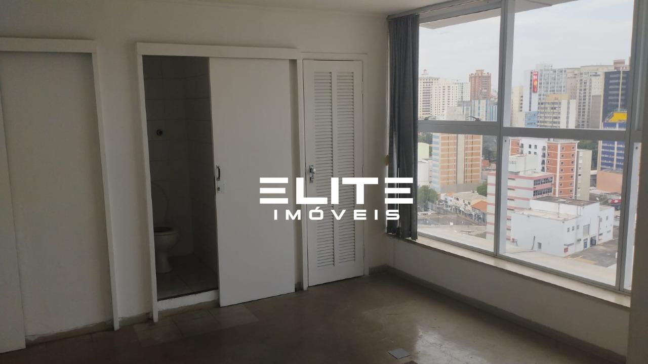 Sala comercial à venda no Centro: 