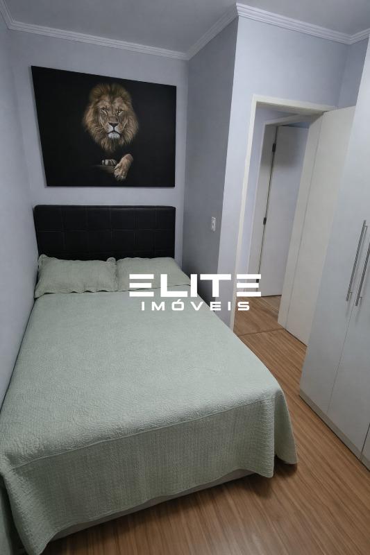 Apartamento à venda no Jardim Santo Antônio: 