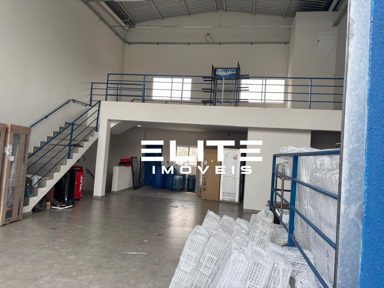 Galpão para aluguel no Campestre: 