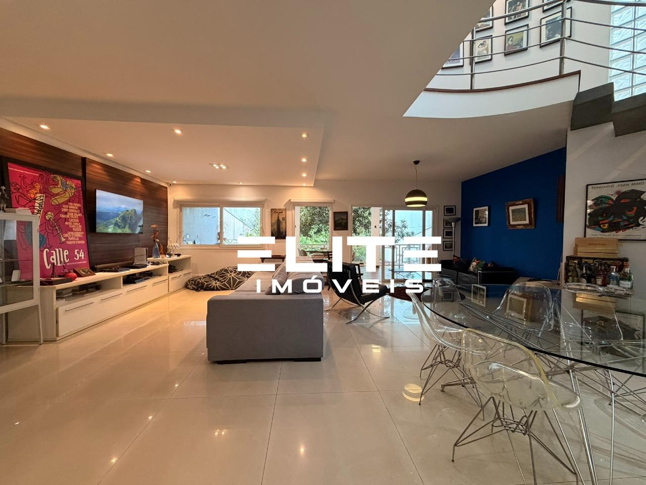 Sobrado à venda no Vila Assunção: 