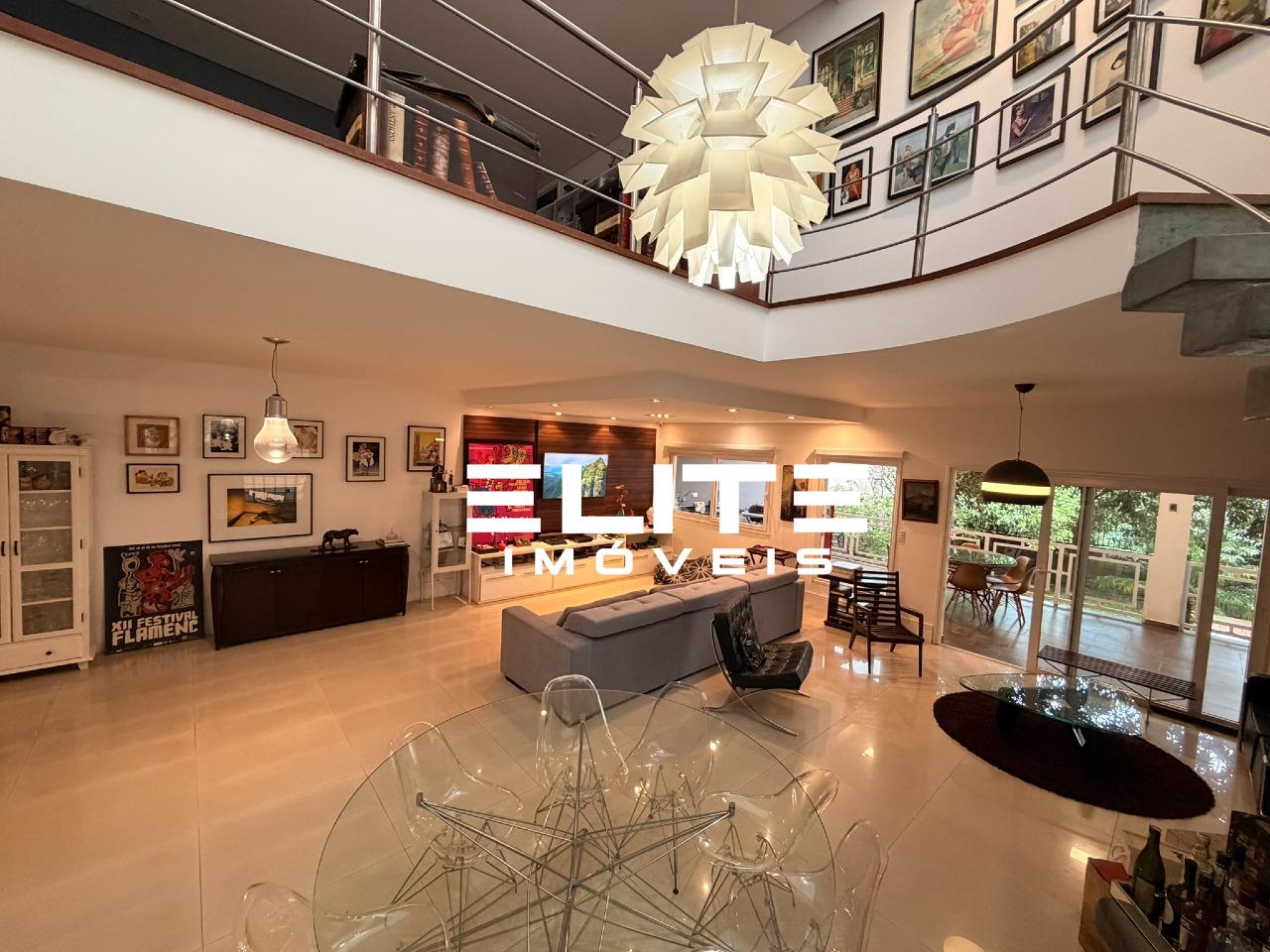 Sobrado à venda no Vila Assunção: 