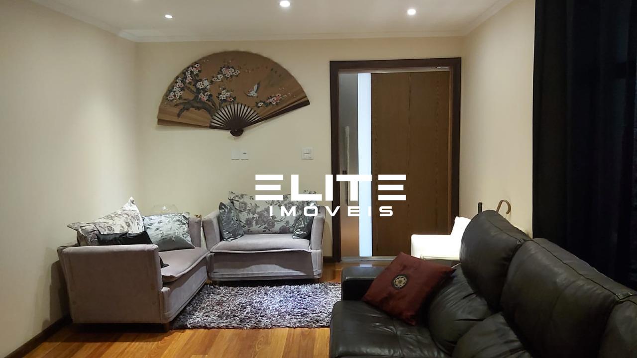 Sobrado à venda no Vila Scarpelli: 