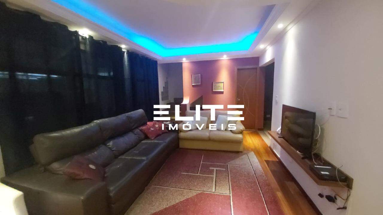 Sobrado à venda no Vila Scarpelli: 