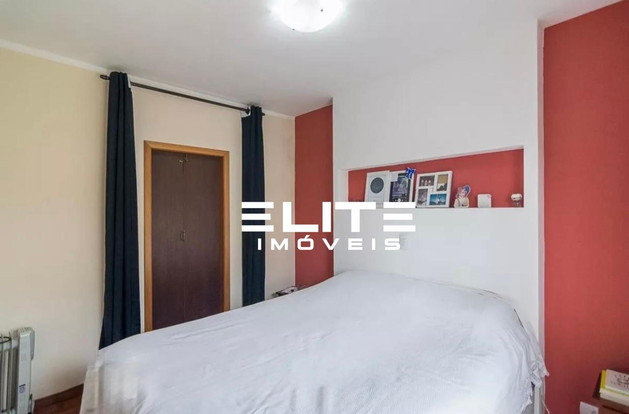 Sobrado à venda no Vila Scarpelli: 