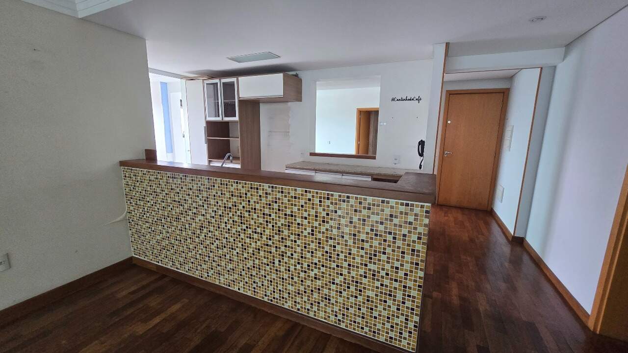 Apartamento para aluguel no Bairro Jardim: 