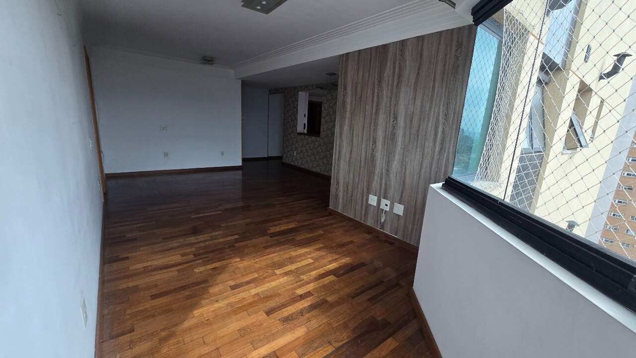 Apartamento para aluguel no Bairro Jardim: 