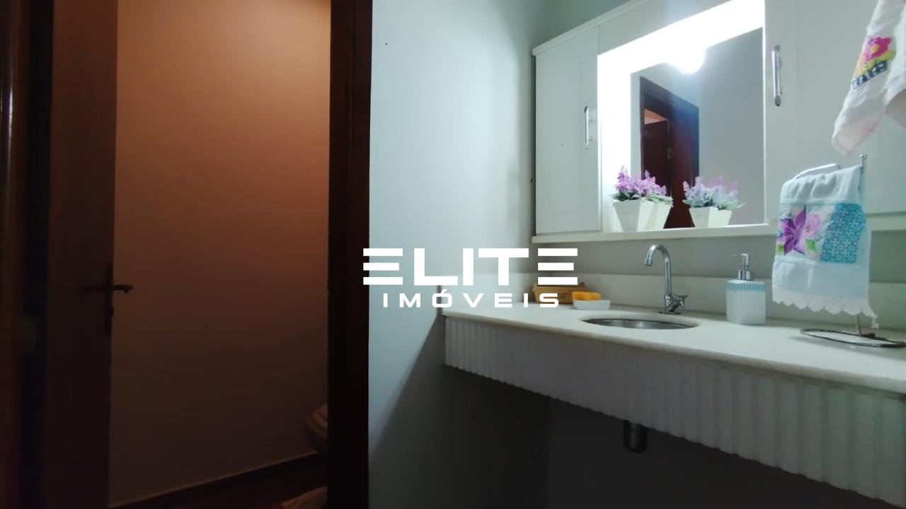 Casa Assobradada à venda no Campestre: 