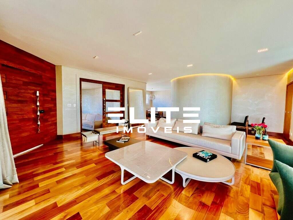 Apartamento para aluguel no Bairro Jardim: 