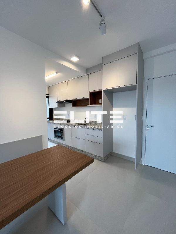 Apartamento para aluguel no Parque das Nações: 