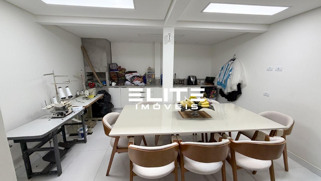 Sobrado à venda no Campestre: 